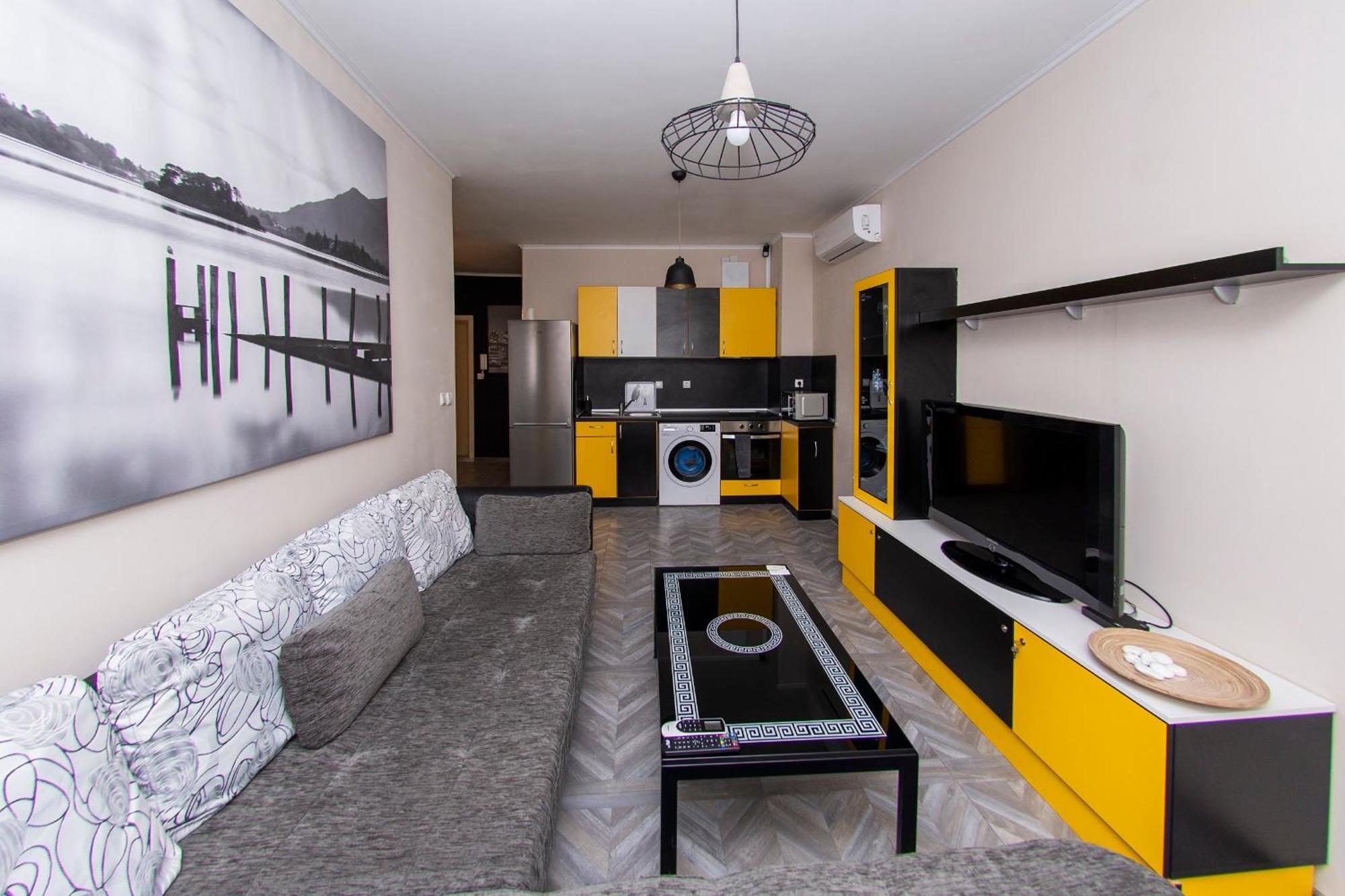 The Yellow Appartment София Экстерьер фото